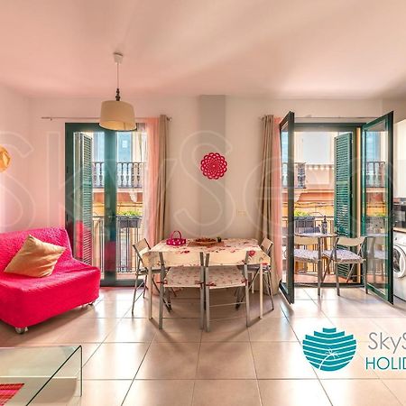 Skysea Holidays City Center Suites マラガ エクステリア 写真