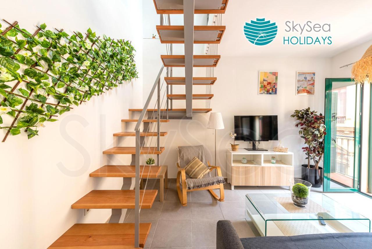 Skysea Holidays City Center Suites マラガ エクステリア 写真