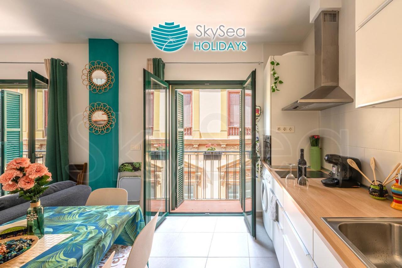 Skysea Holidays City Center Suites マラガ エクステリア 写真