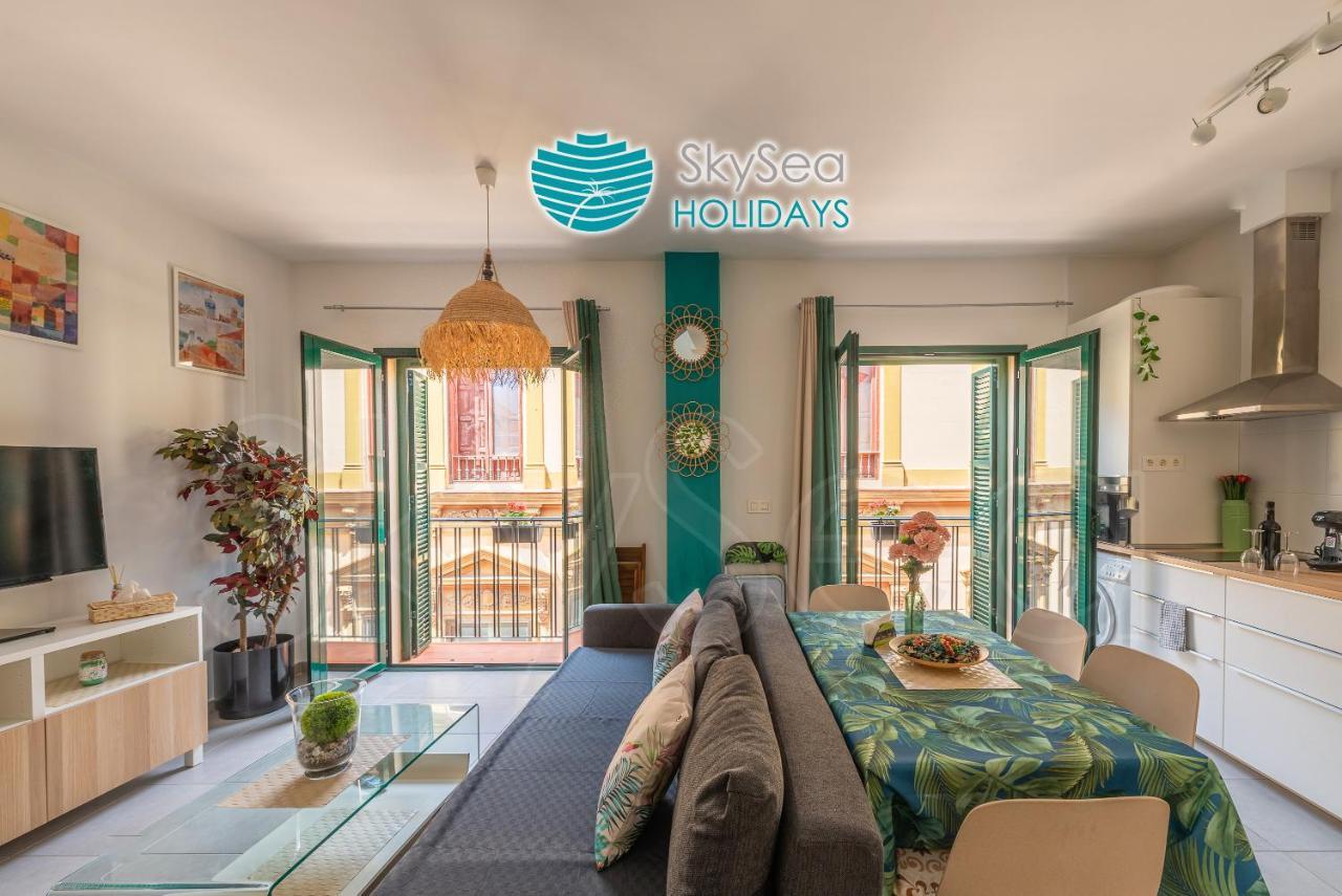 Skysea Holidays City Center Suites マラガ エクステリア 写真
