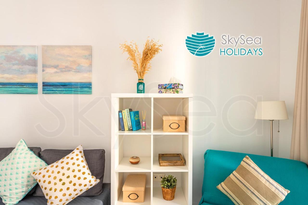 Skysea Holidays City Center Suites マラガ エクステリア 写真